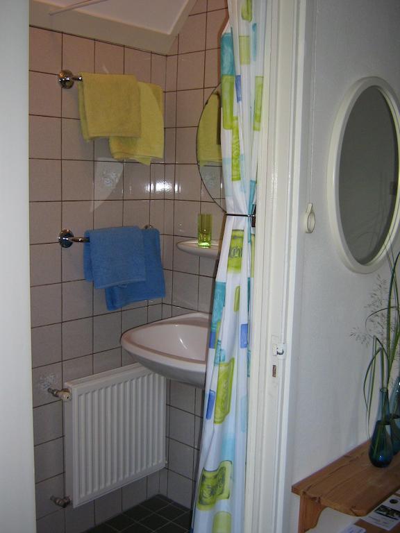 B&B De Esdoorn Norg Quarto foto